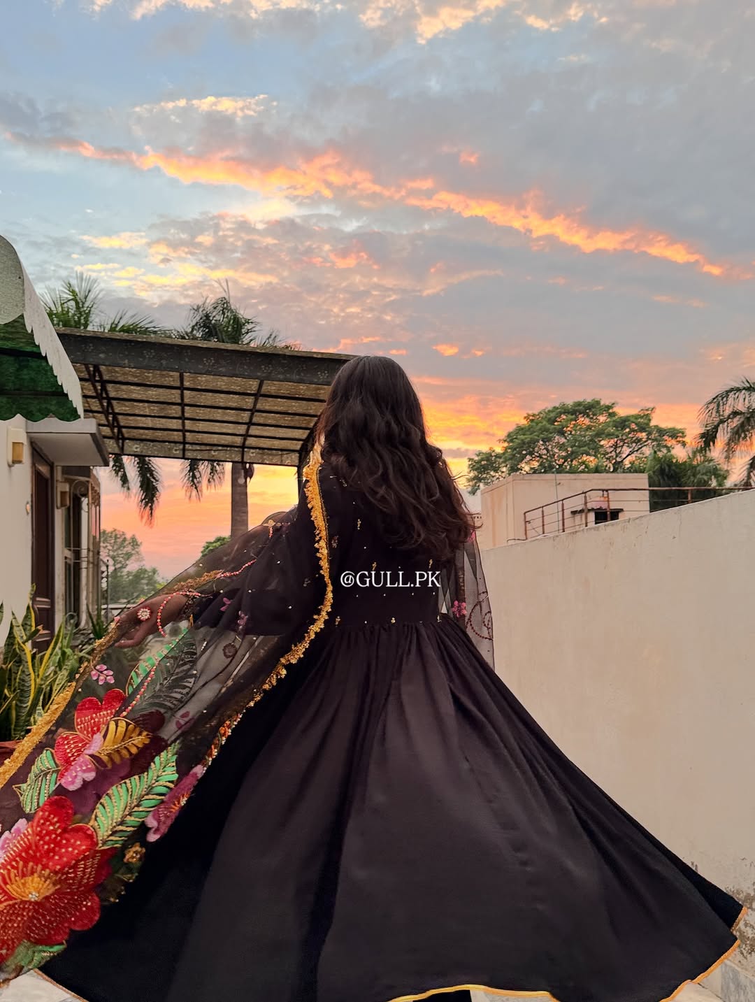 Shab-e-Rang 🖤