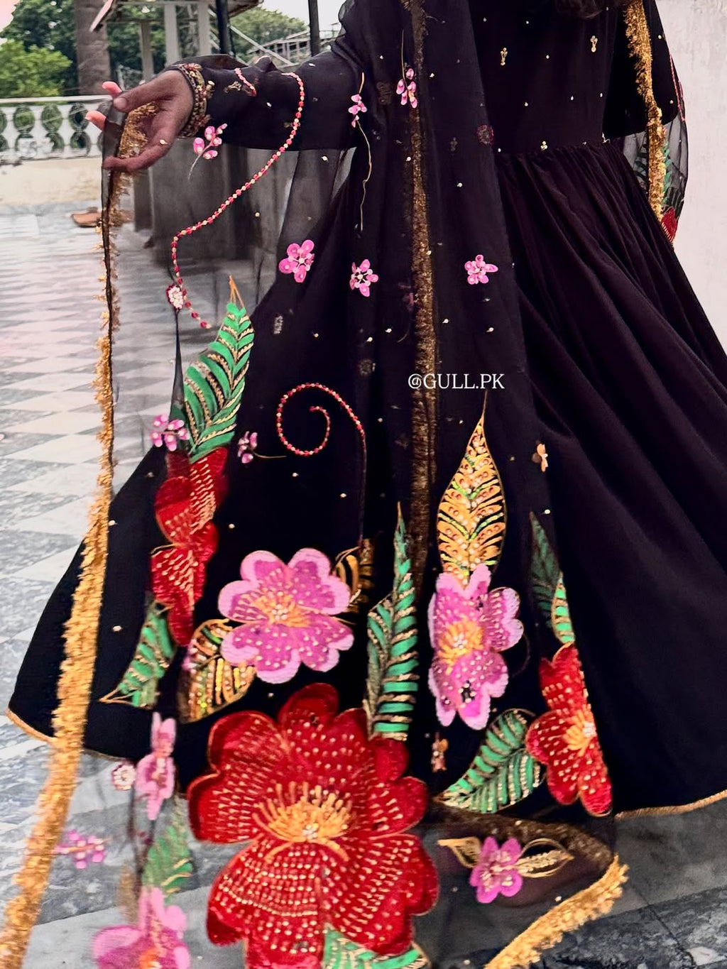 Shab-e-Rang 🖤